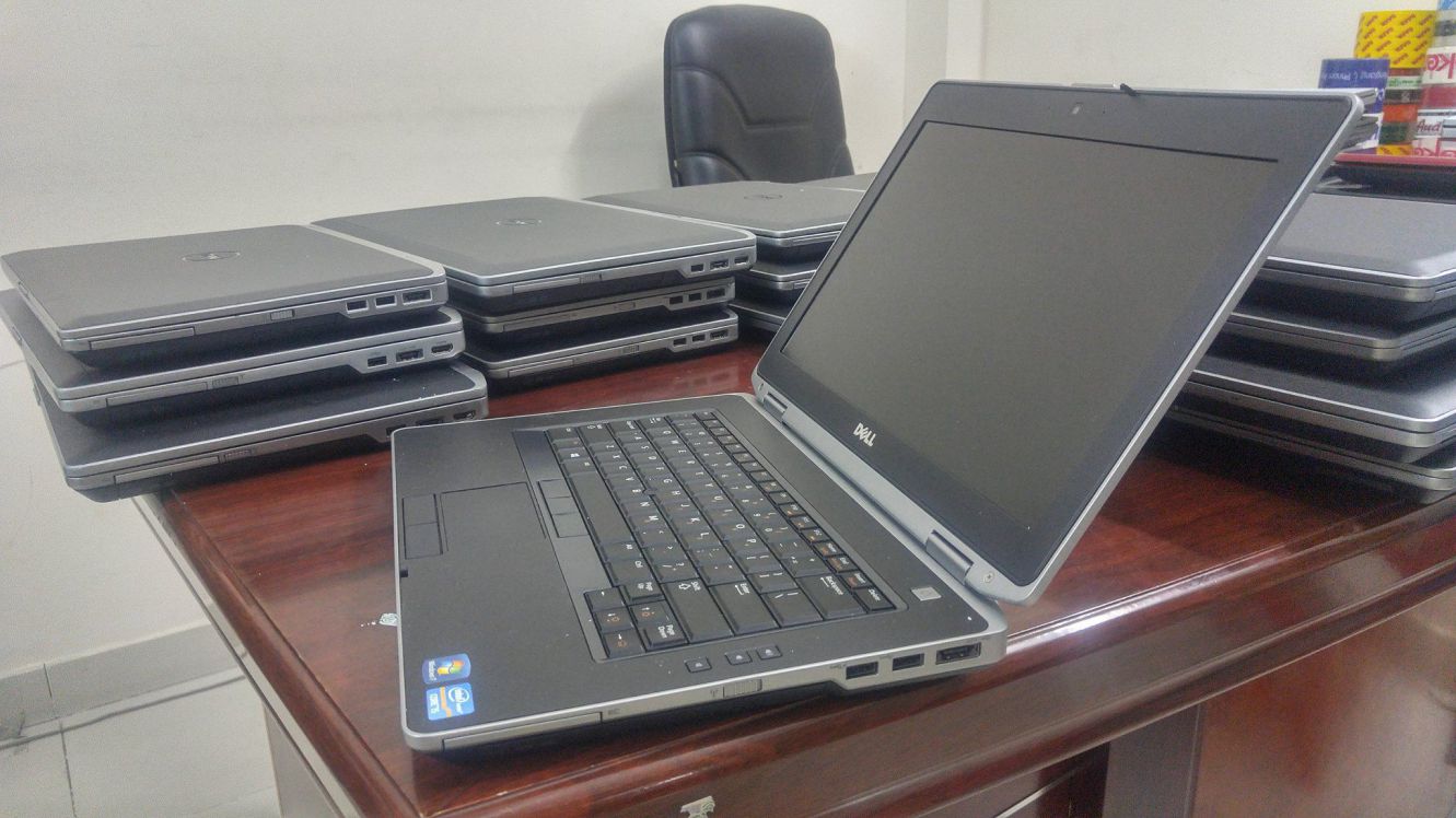 Laptop dell latitude E6430, i5 3320m, ram 4gb, hdd 320gb màn hình 14.1 inch, vga rời