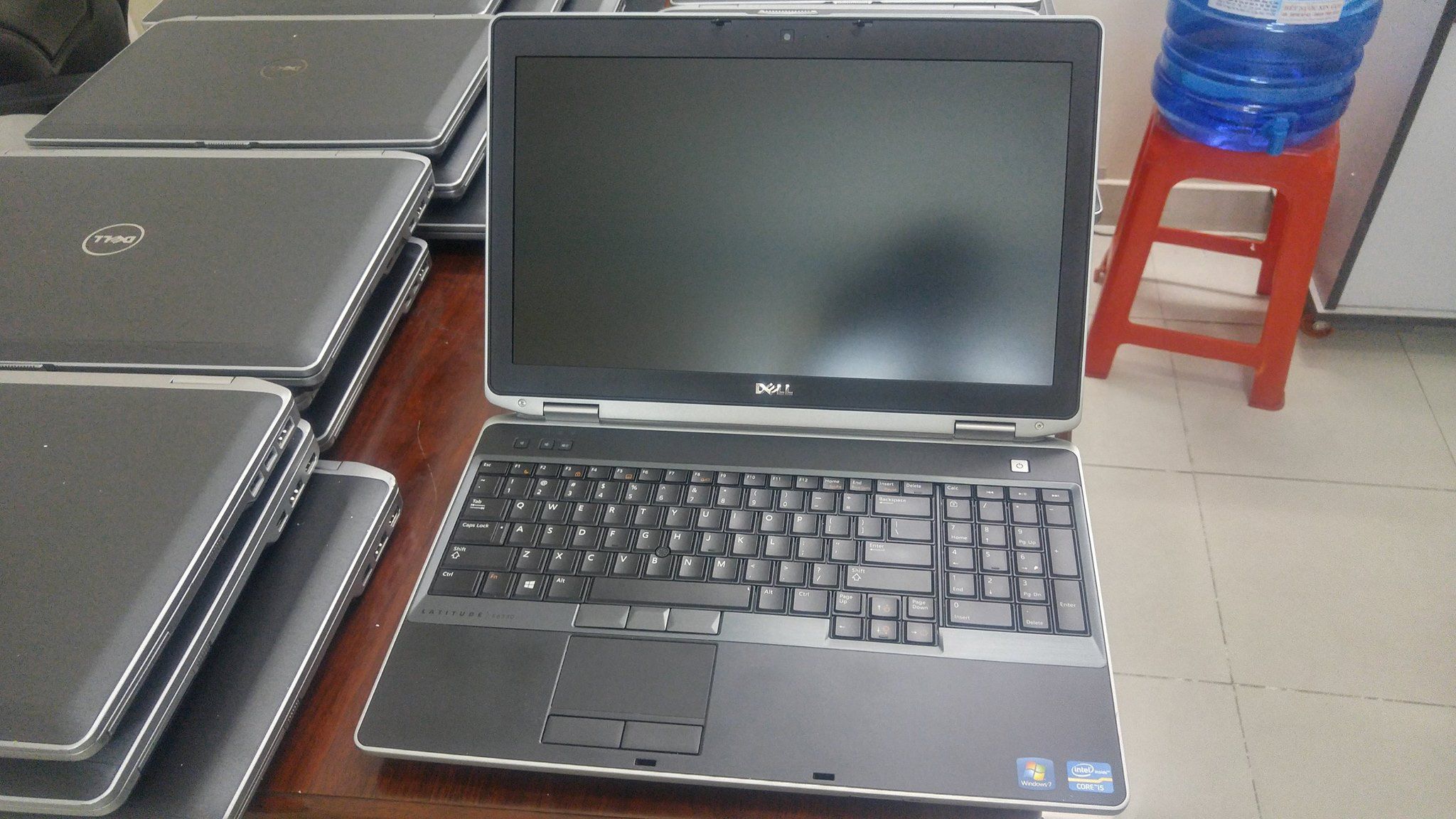 Laptop dell latitude E6530, i5 3320m, ram 4gb, hdd 320gb, màn hình 15.6 inch